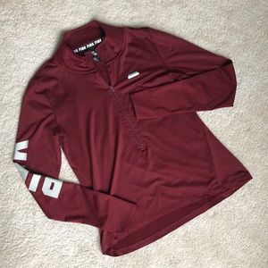 VS Pink Ultimate Deep half zip